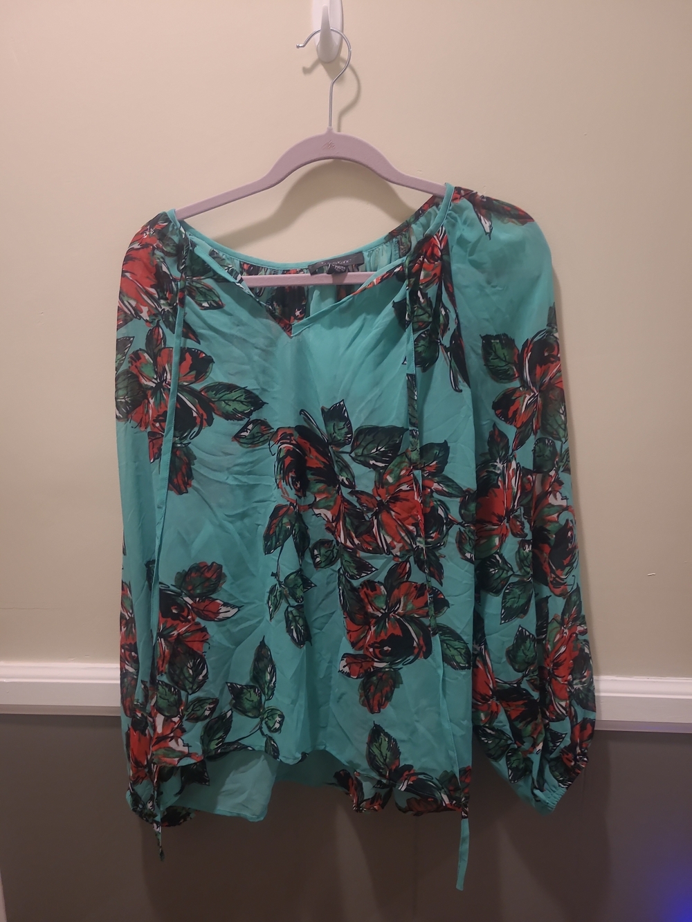 Karen Kane 1L20135 Green Tie Neck Floral Print Peasant Tunic Top MSRP $98 Large